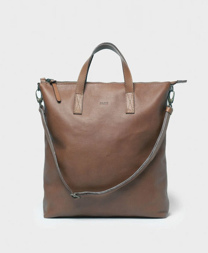 3 in 1 Rucksack / Ledertasche mit Reissverschluss - Mocca - PARK - clomes