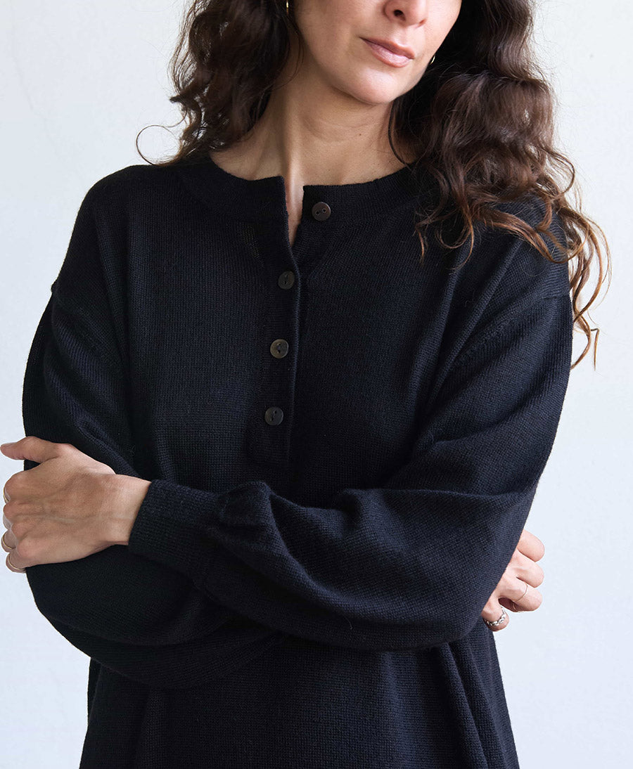 Langes Strickkleid LOVIS - Schwarz
