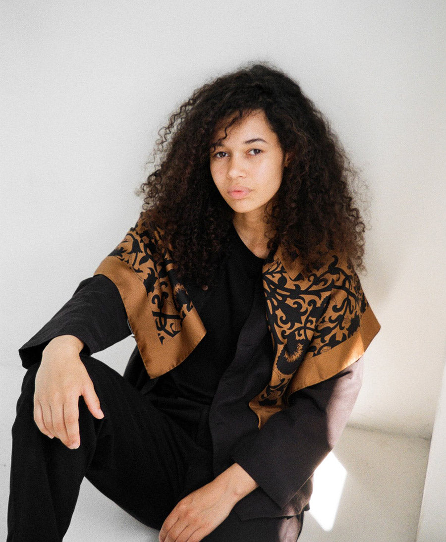 Grosses Seiden-Foulard "Mur Floral Silk Scarf" - Marron