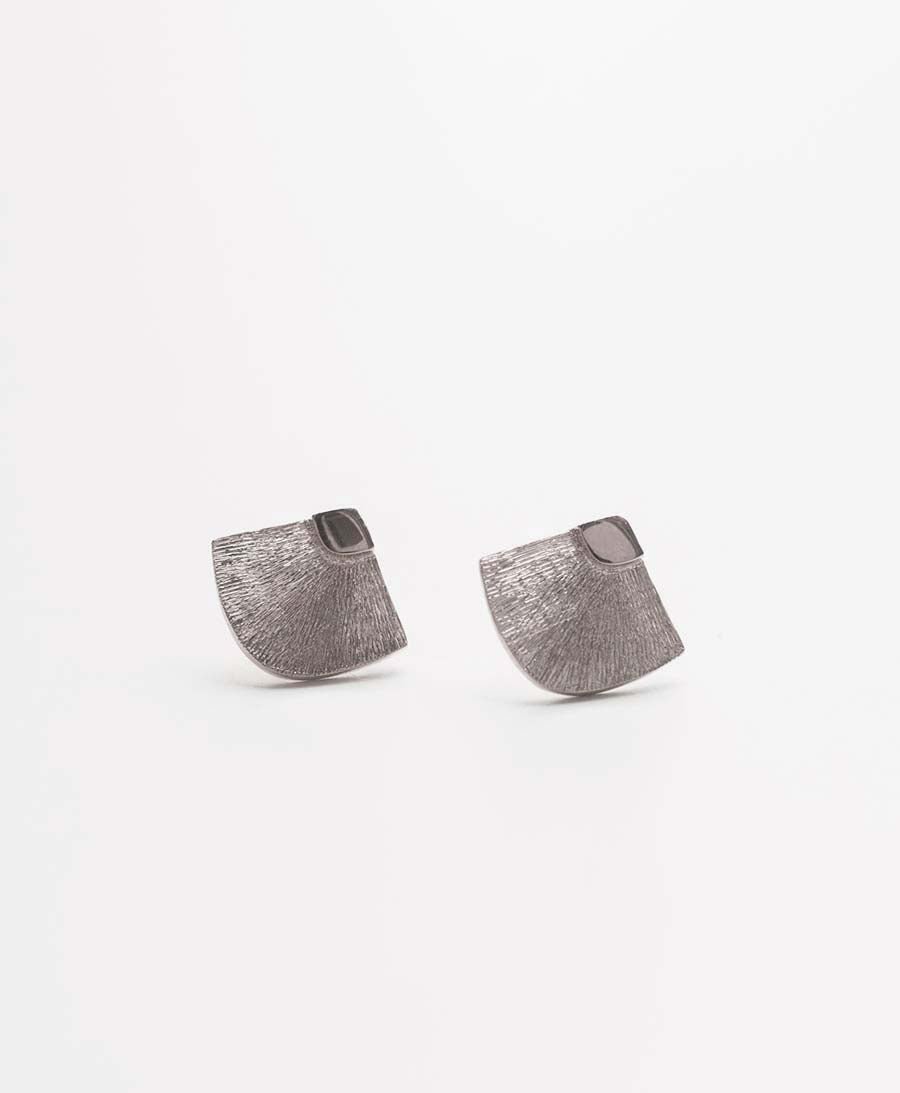 Abanicos Ohrstecker mit Weissgold vergoldet - V Design Lab - clomes
