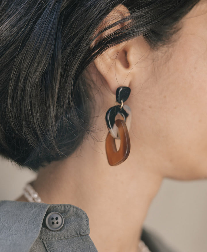 Ohrringe ANIKA aus Acetat - Caramel