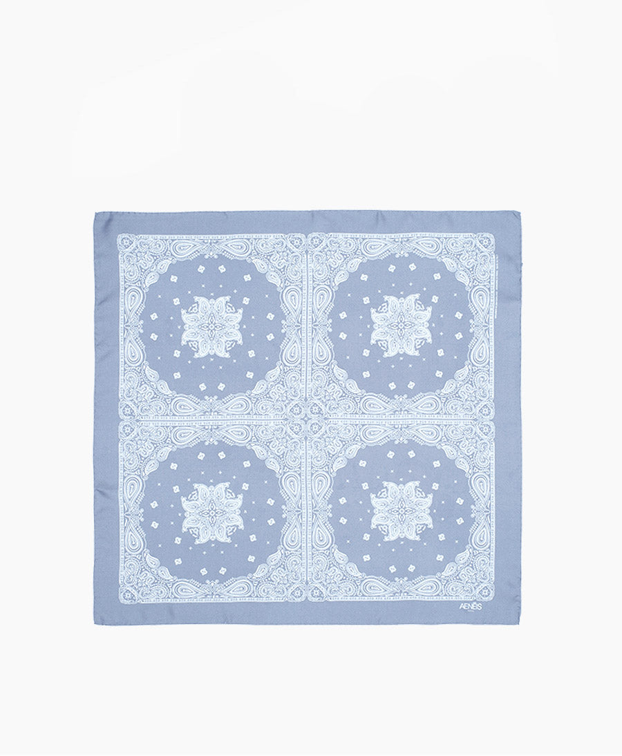 Seiden-Foulard "Minimal Bandana Silk Scarf" - Hellblau