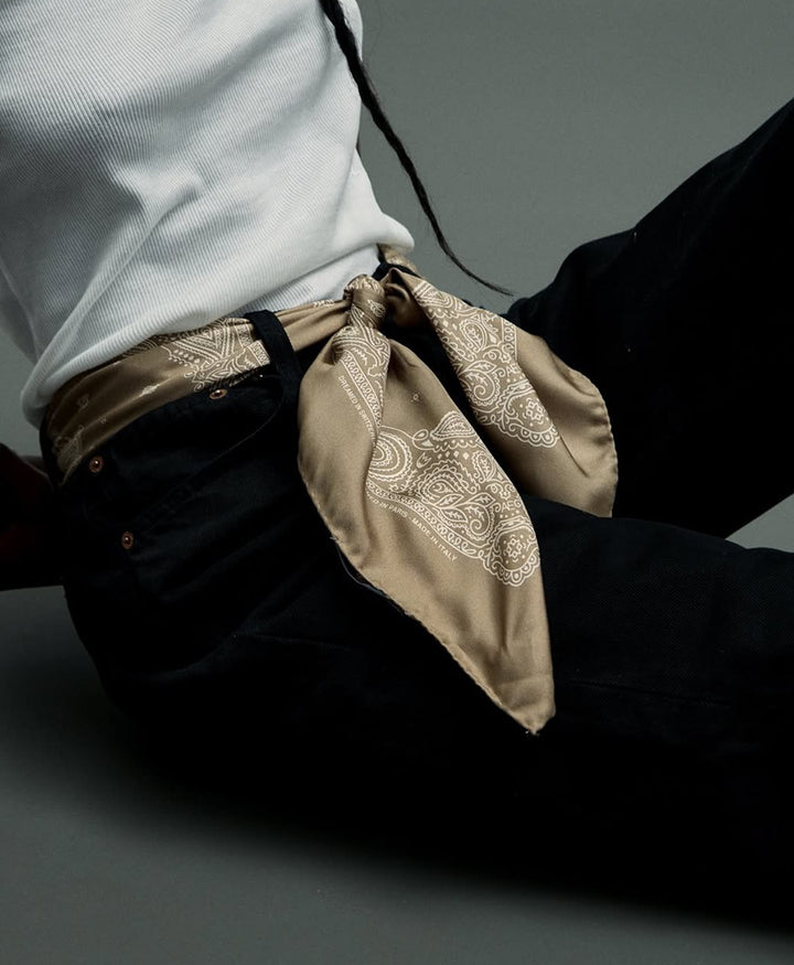 Seiden-Foulard "Minimal Bandana Silk Scarf" - Taupe