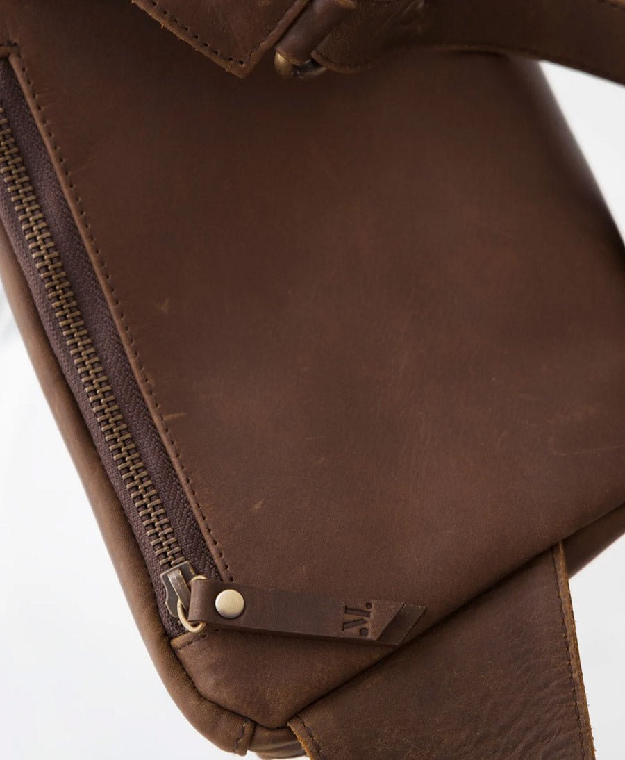Bauchtasche aus Leder - The Remy Saddle - MANDRN - clomes