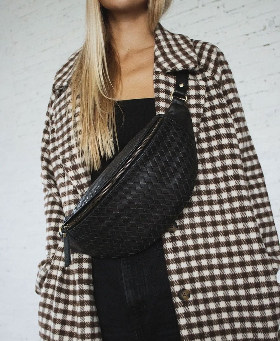 Bauchtasche aus Leder "The Woven Atlas Schwarz" von MANDRN - Secondhand - MANDRN - clomes