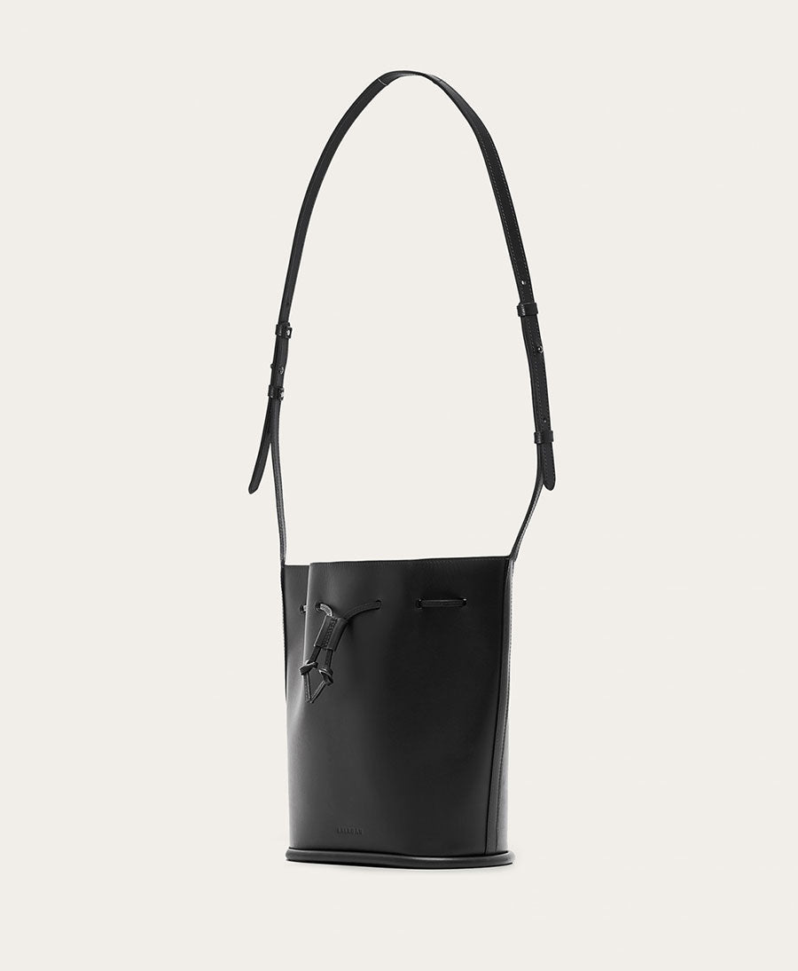 Bucket Bag aus Leder "Dli" - Schwarz - Balagan - clomes