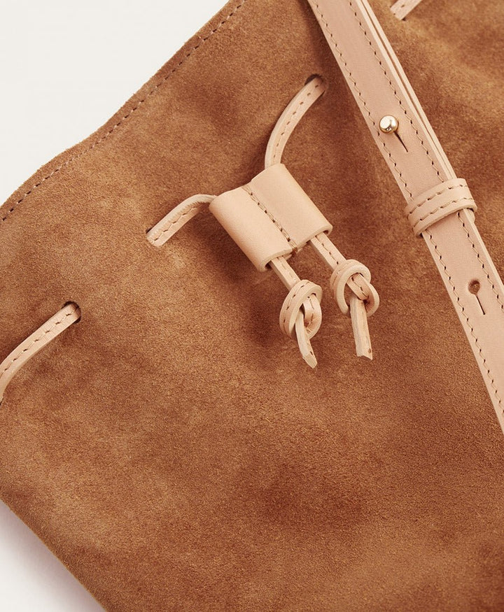Bucket Bag aus Leder "Dli" - Velvet - Caramel - Balagan - clomes