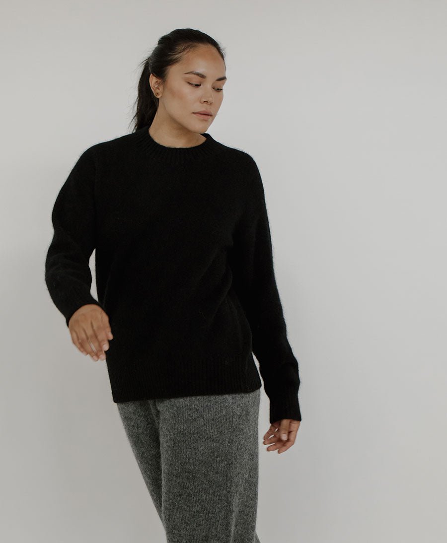 Classic Crew Strickpullover - Schwarz - BARE Knitwear - clomes
