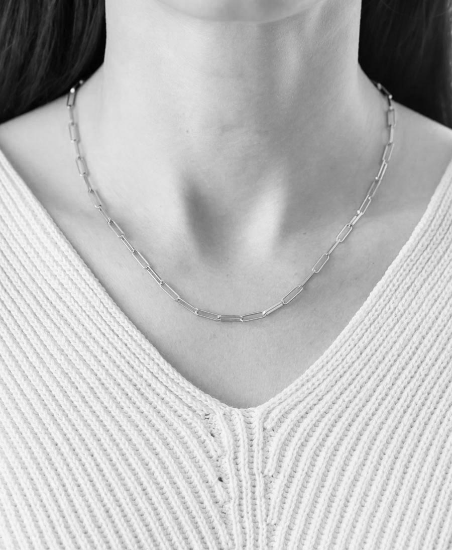 ESSENTIALS Chain Necklace - Halskette mit Weissgold vergoldet - V Design Lab - clomes
