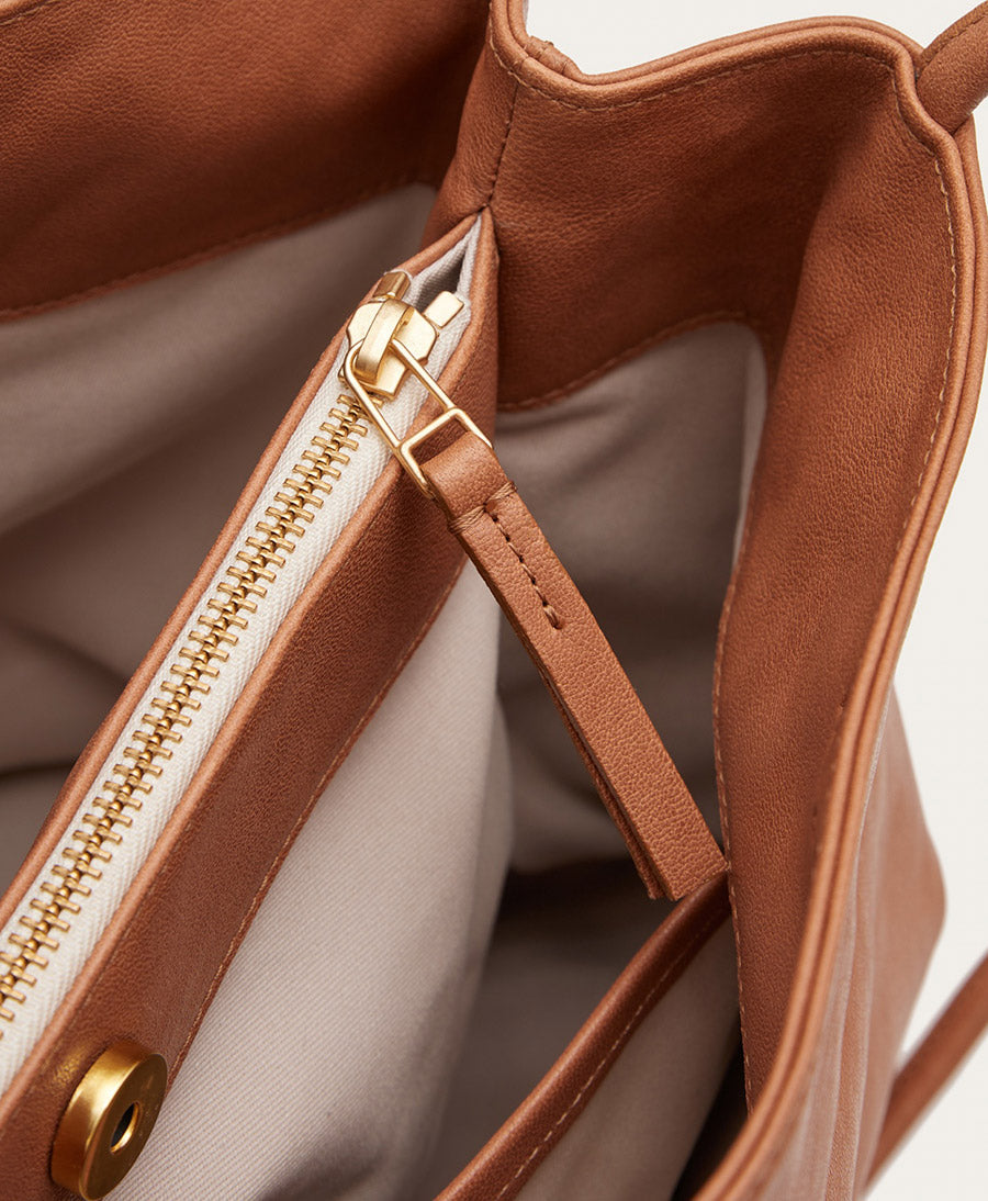 Schultertasche aus Leder "Eva" - Caramel