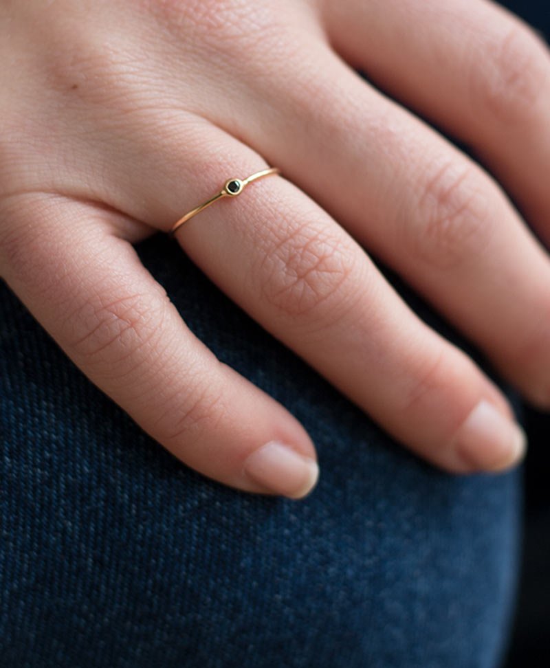 Fingerring - Petite Pierre Noir - MIMI ET TOI - clomes