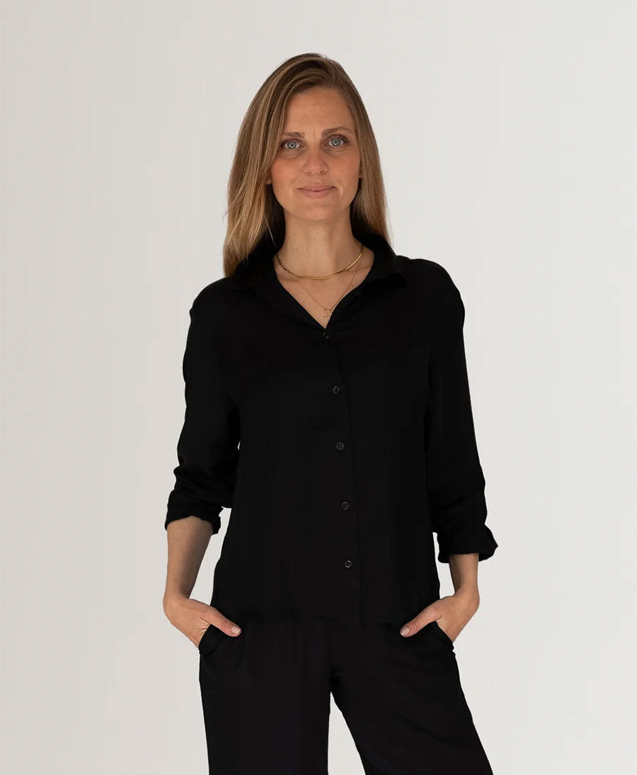 Bluse / Hemd  FLOWY SHIRT - Schwarz