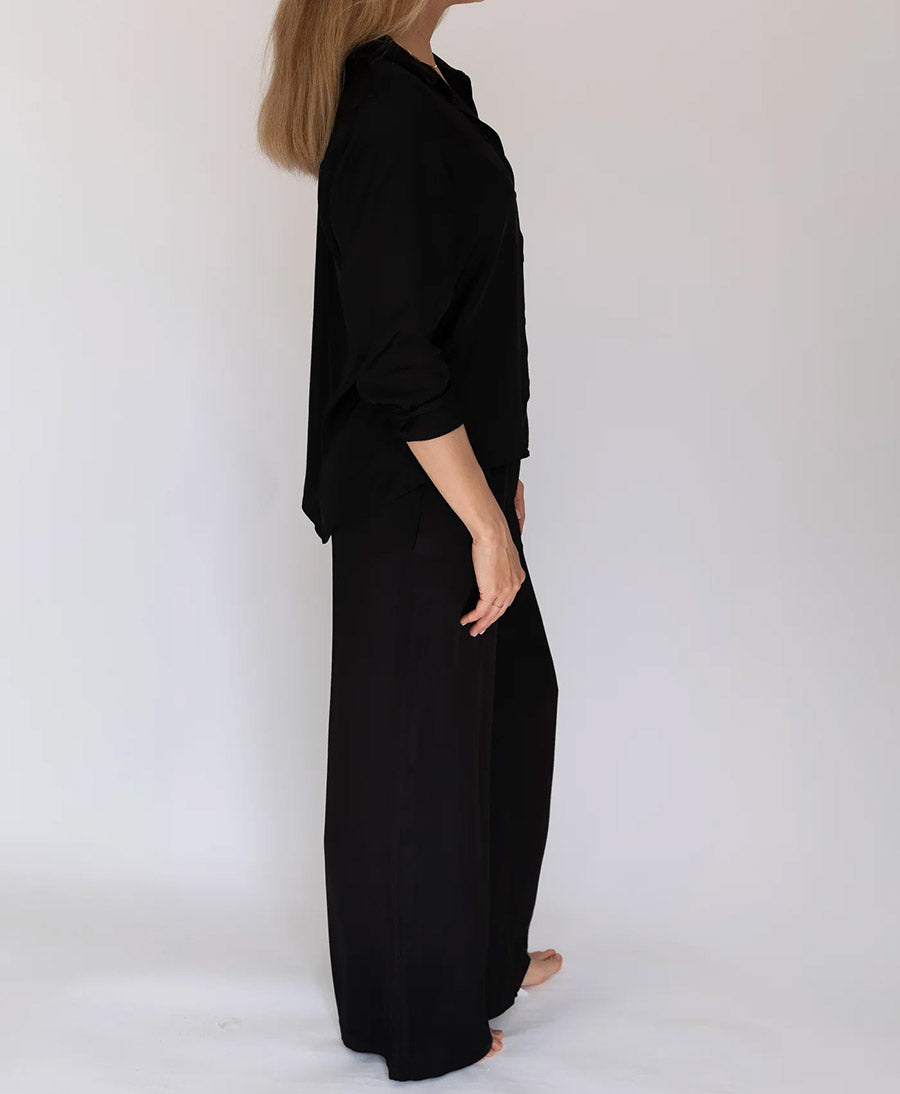 Bluse / Hemd  FLOWY SHIRT - Schwarz