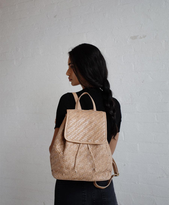 Gewebter Rucksack "Frida Caramel" von BEMBIEN - Secondhand - BEMBIEN - clomes