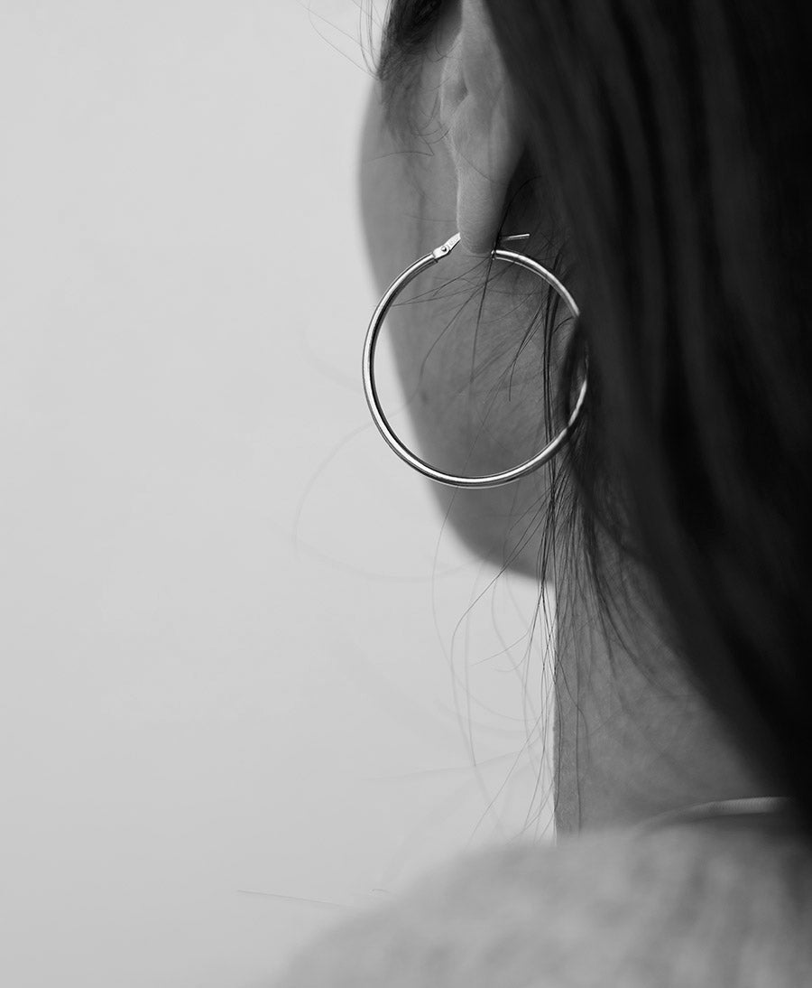 Grosse dünne Creolen VIDA 40mm mit Klappverschluss - Sterling Silber - Clomes - clomes