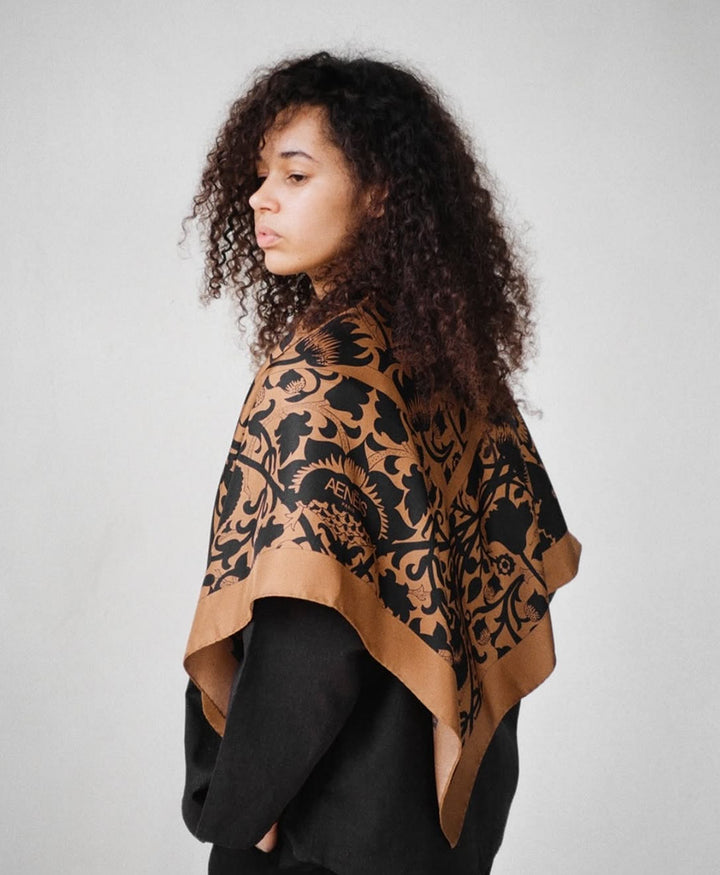 Grosses Seiden-Foulard "Mur Floral Silk Scarf" - Marron