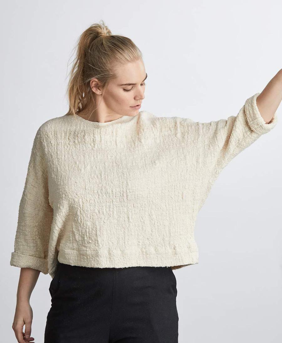 Heller Pullover - The Mid Weight T Sweater - JAMIE + THE JONES - clomes