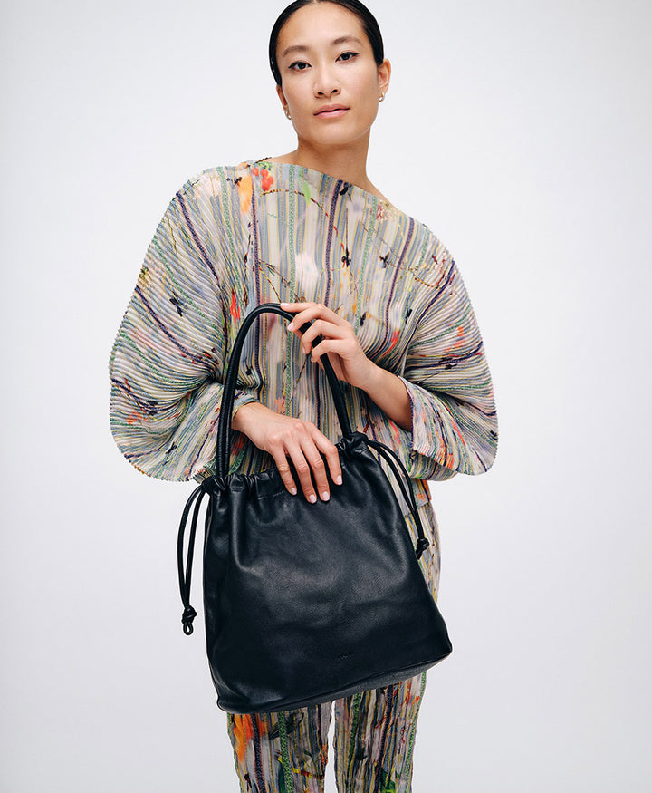 Grosse Knot Bag aus weichem Leder - Schwarz