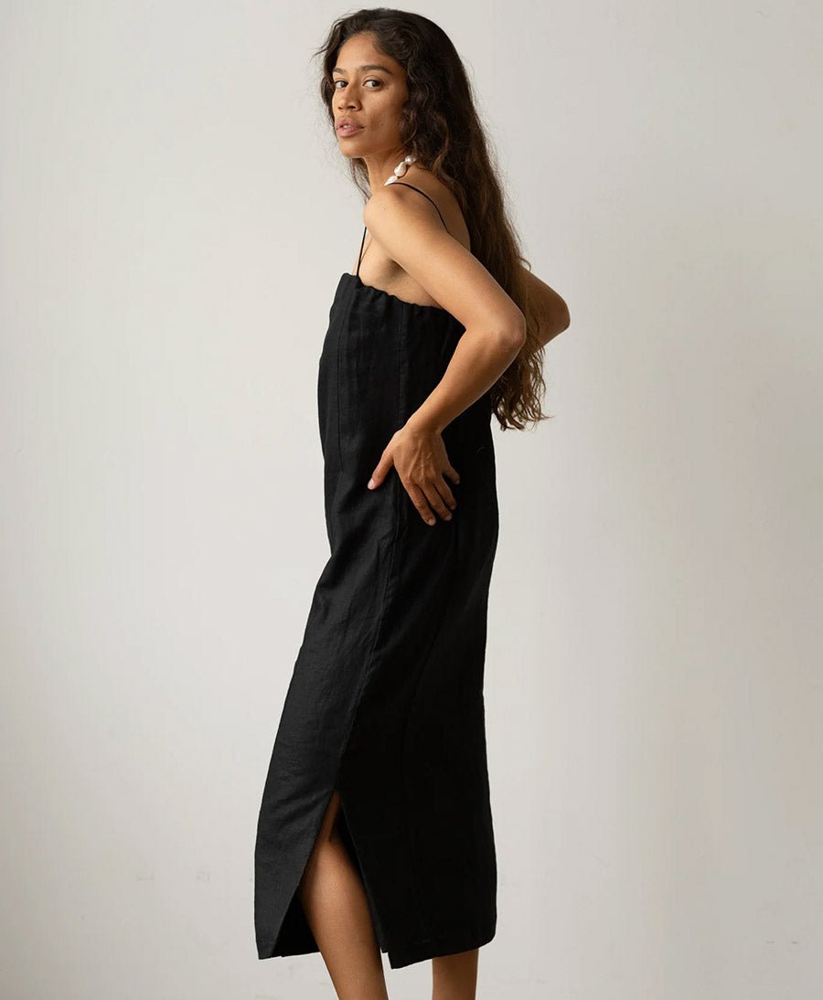 Kleid "The Linen Spaghetti Dress" - Schwarz - DONNI. - clomes