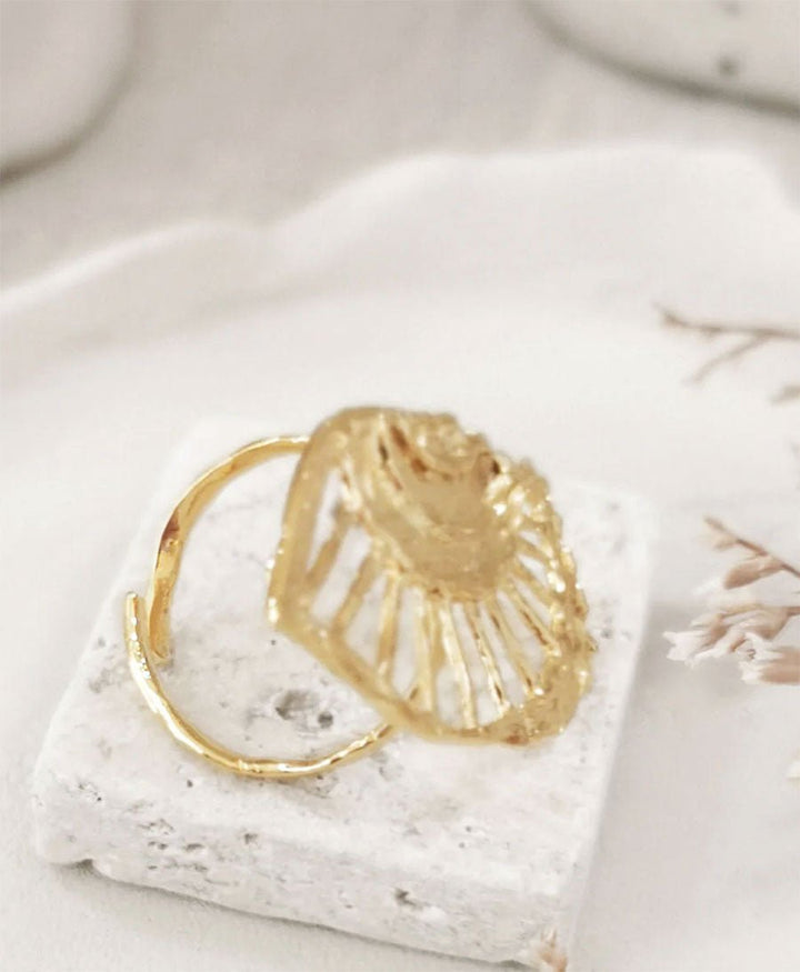 Lago Fingerring (verstellbar) aus vergoldetem Messing - Elise Tsikis - clomes