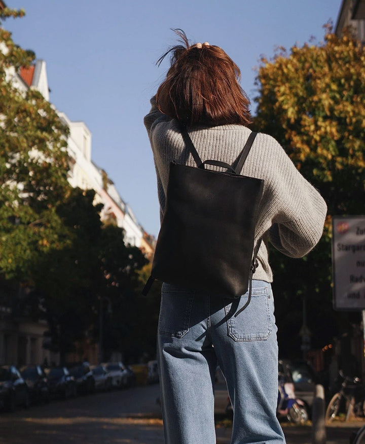 Lederrucksack mit Reissverschluss - Schwarz