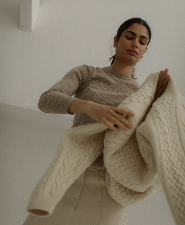 Marin Rib Top aus Alpakawolle - Beige - BARE Knitwear - clomes