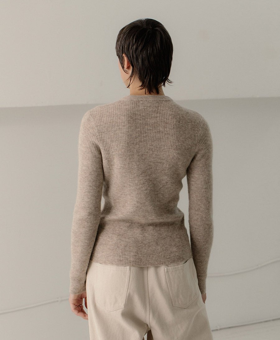 Marin Rib Top aus Alpakawolle - Beige - BARE Knitwear - clomes