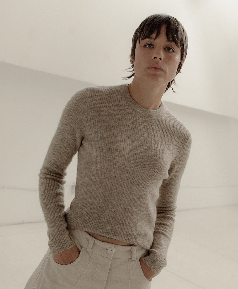 Marin Rib Top aus Alpakawolle - Beige - BARE Knitwear - clomes