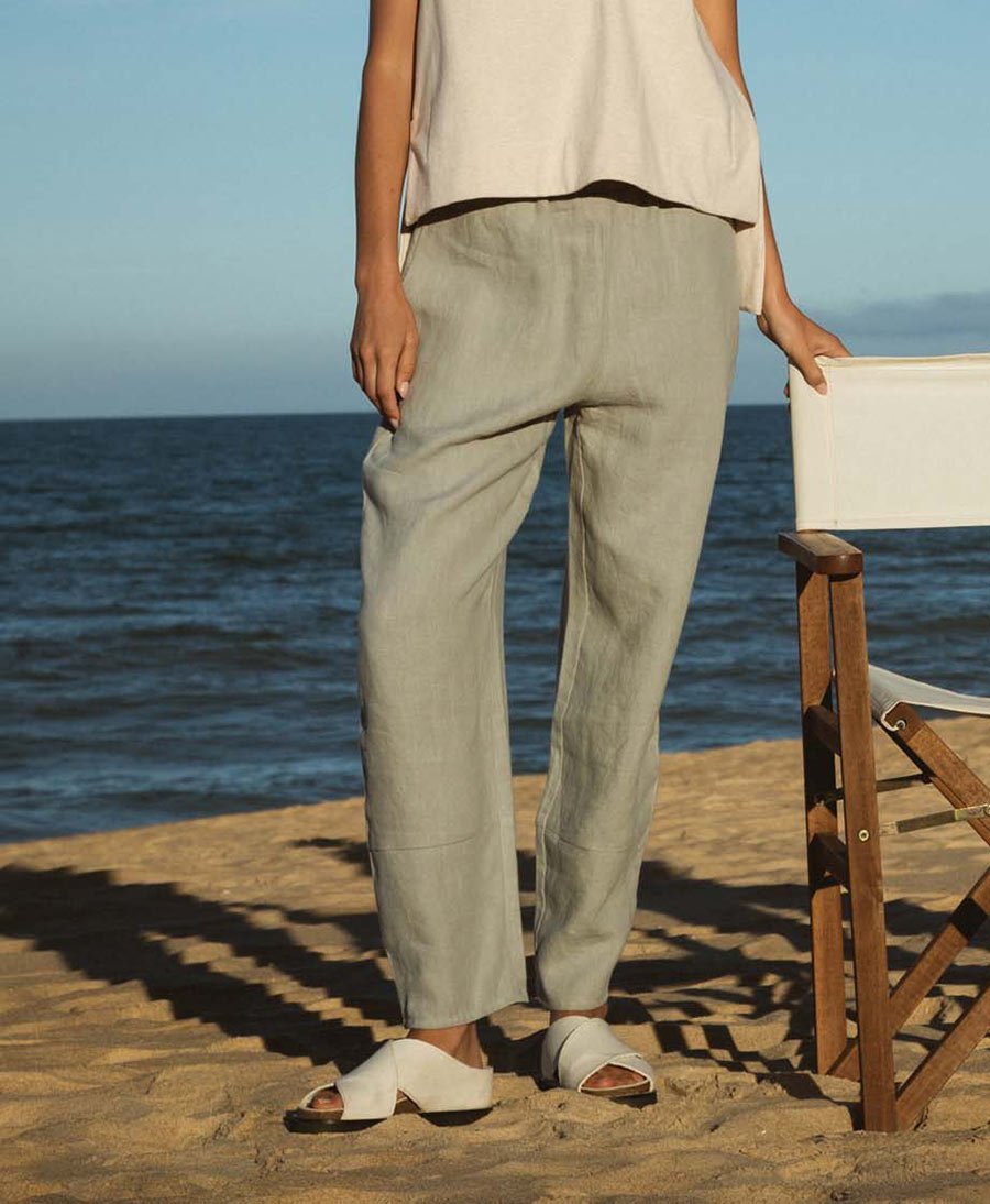 Martina - May Stoffhose aus Leinen - Salbeigrün - Beaumont Organic - clomes
