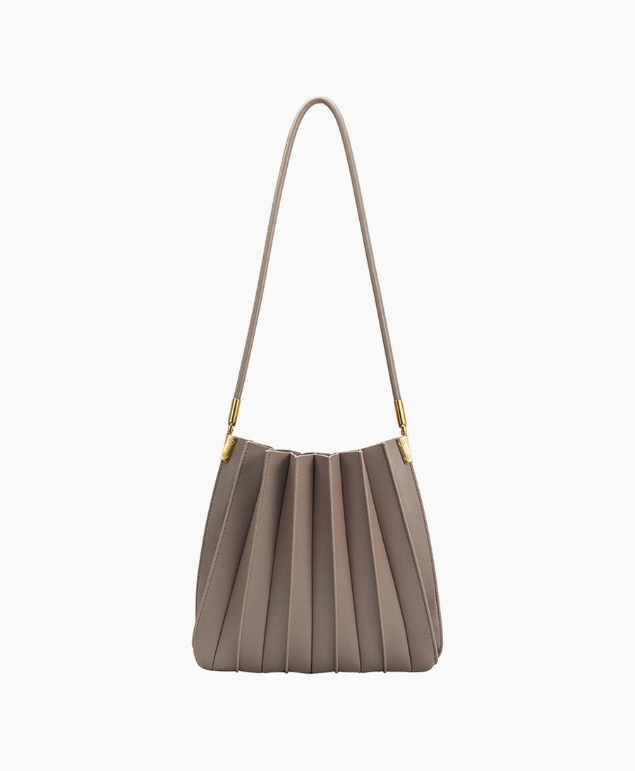 Plissierte Schultertasche CARRIE aus veganem Leder - Mushroom