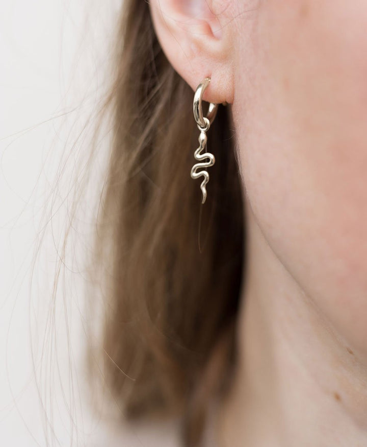 Mini Creolen mit Anhänger ZAE - Sterling Silber - Clomes - clomes