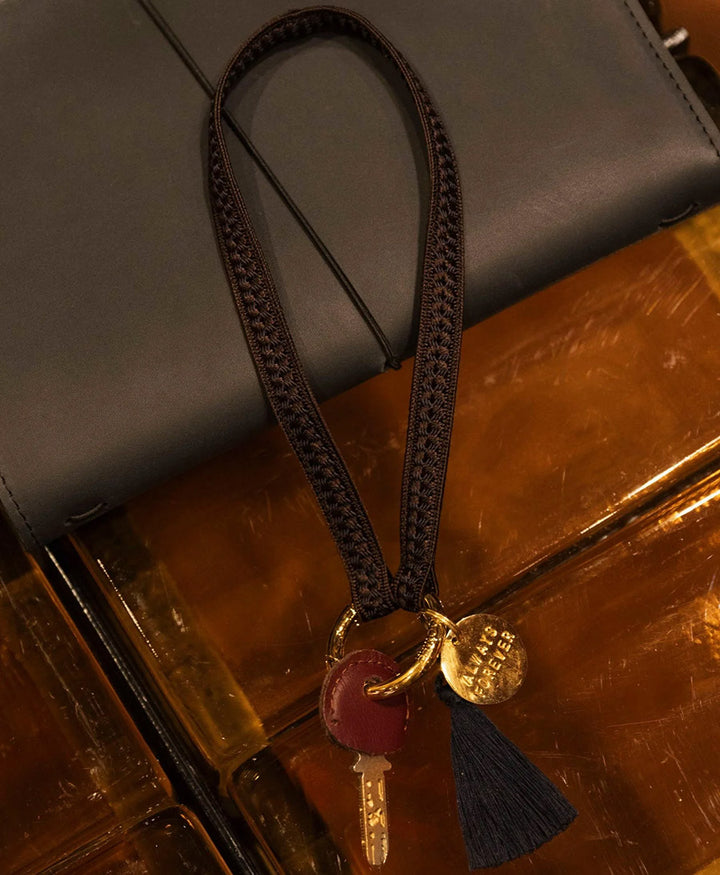 Kurzes Schlüsselband "Zahra Mini" mit vergoldetem Karabiner - Nightingale