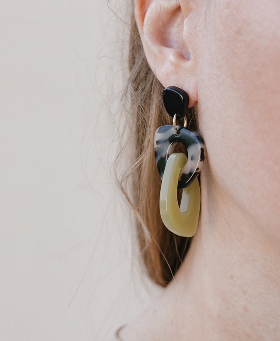 Ohrringe ANIKA aus Acetat - Kiwi - Clomes - clomes