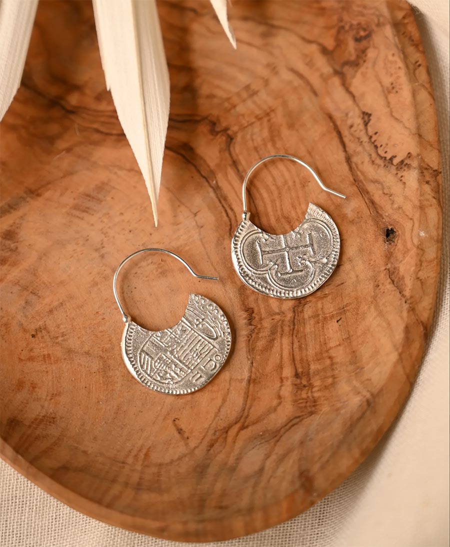 Ohrringe Silber "Tesoro Coin Hoop Earrings" - Wild Fawn - clomes