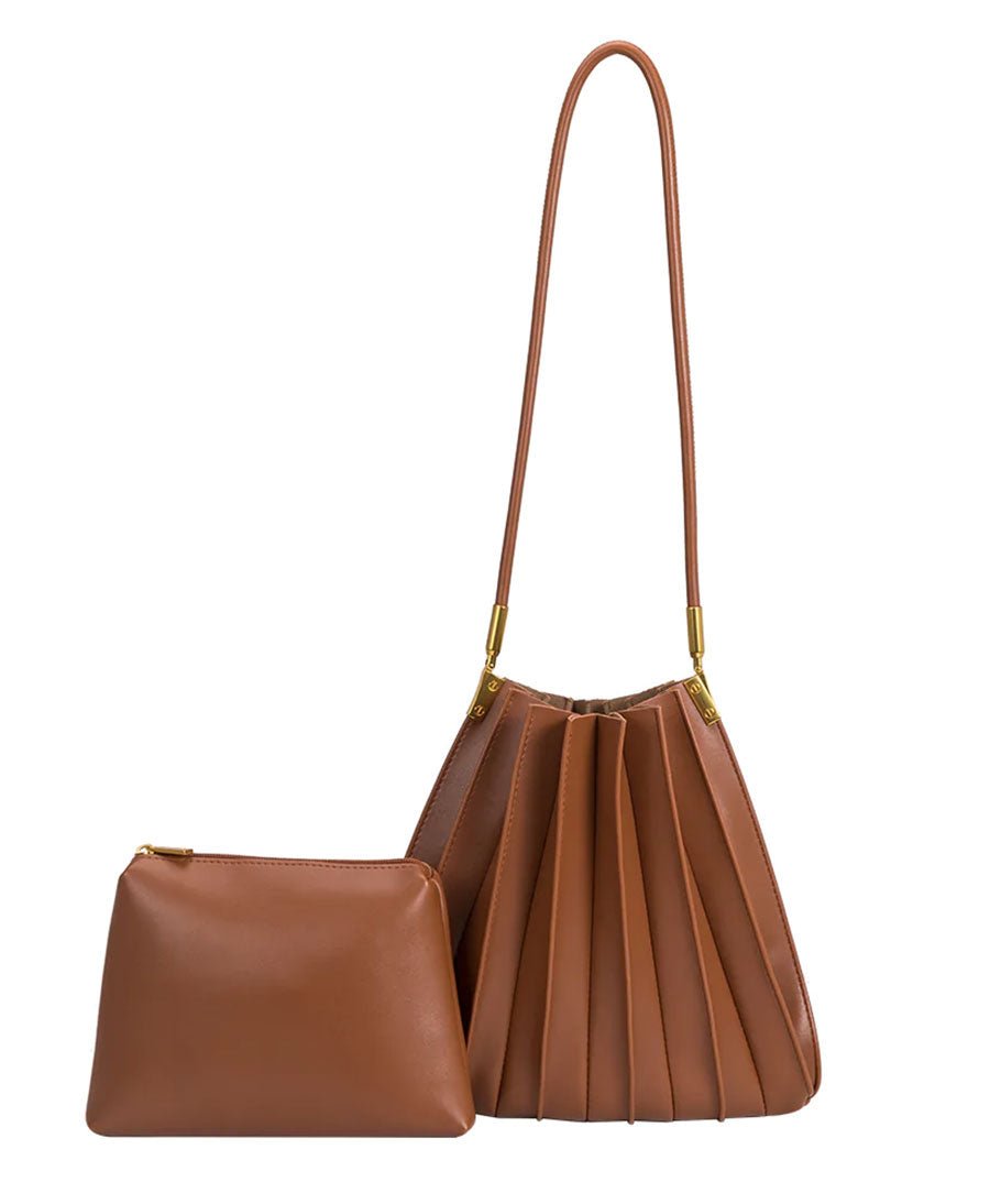 Plissierte Schultertasche CARRIE aus veganem Leder - Cognac - Melie Bianco - clomes