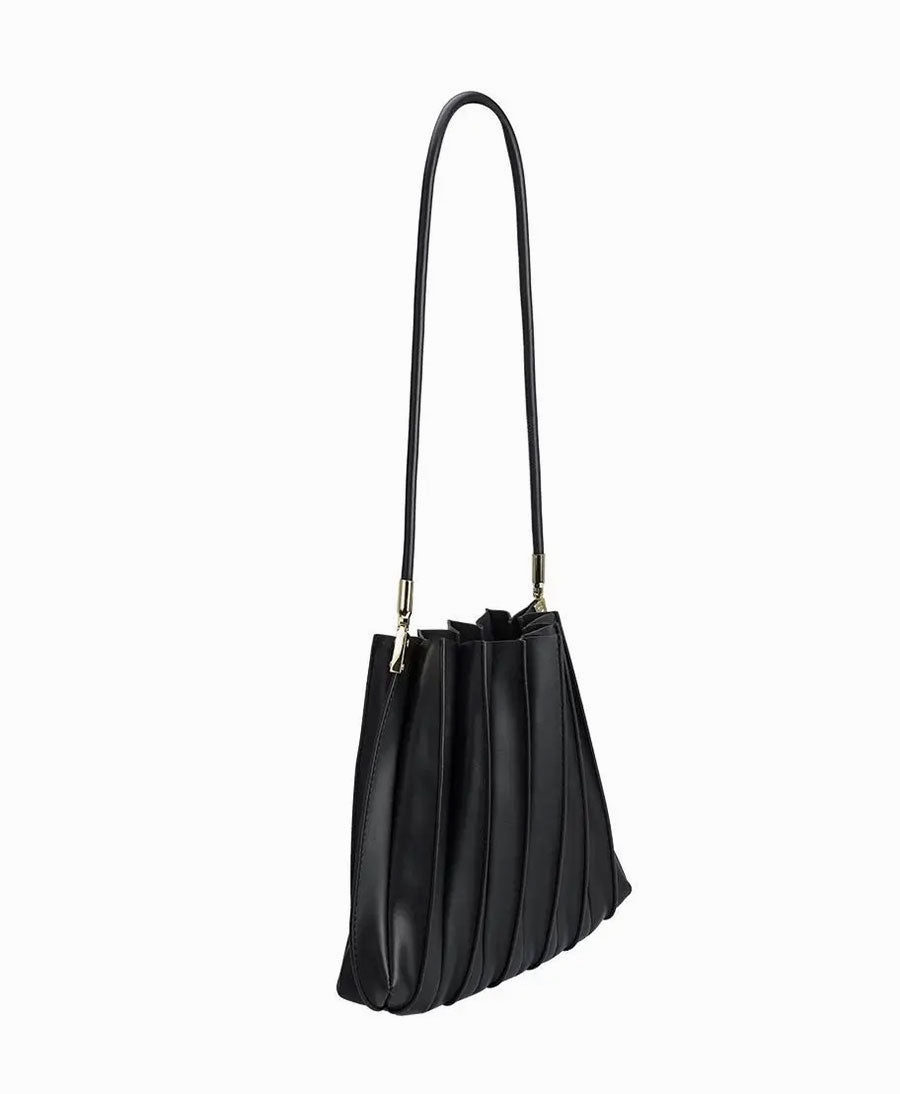Plissierte Schultertasche CARRIE aus veganem Leder - Schwarz - Melie Bianco - clomes