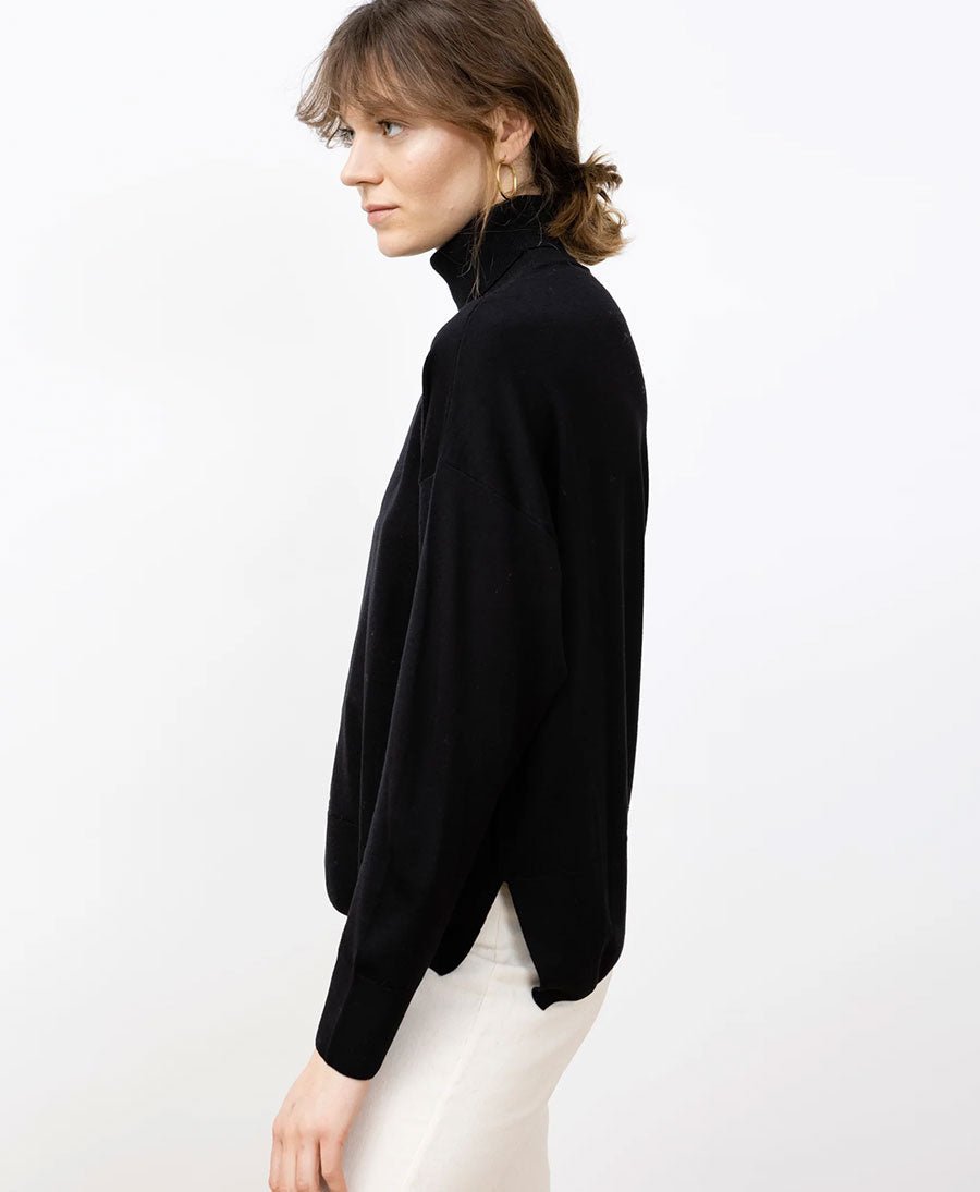 Rollkragenpullover PETRA - Schwarz - JUNGLE FOLK - clomes