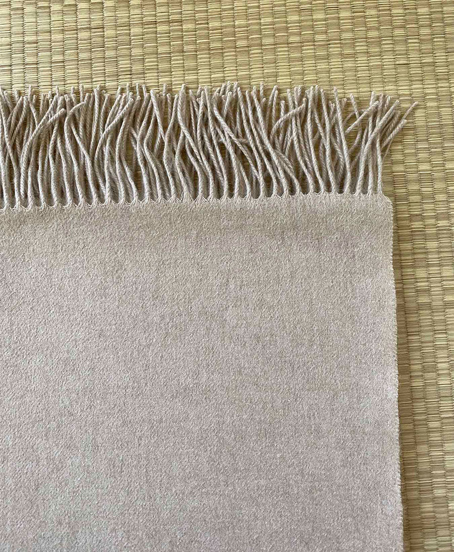 Schal / Halstuch aus Kaschmir - beige / sand - Oats & Rice - clomes