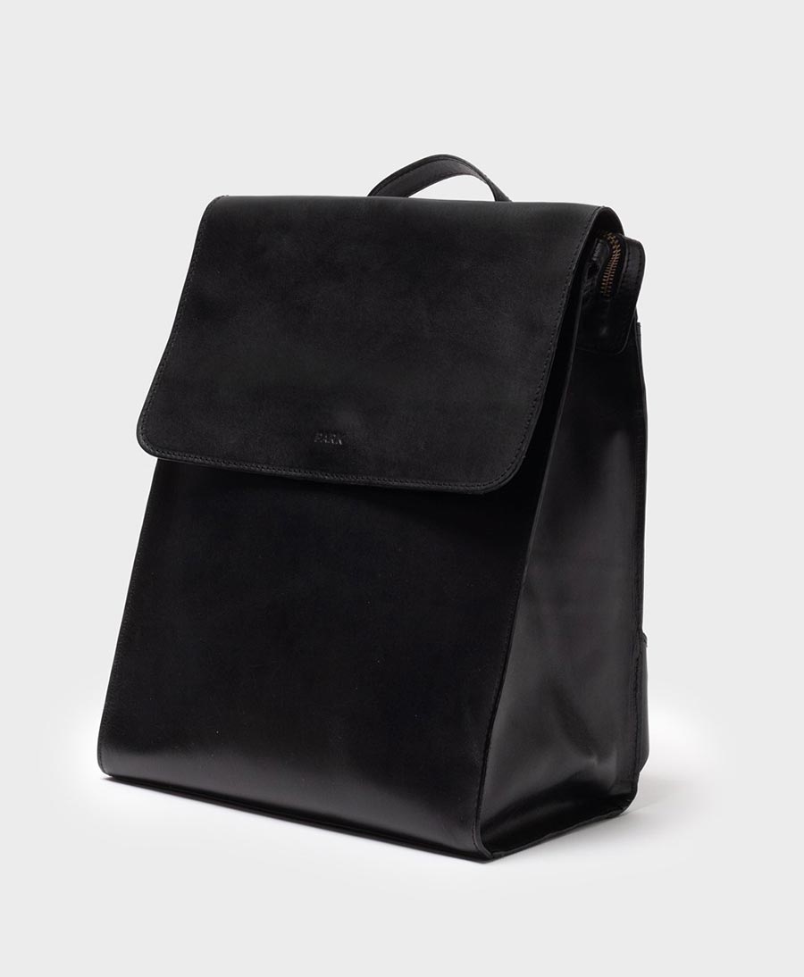Schlichter Lederrucksack mit Reissverschluss - Schwarz - PARK - clomes