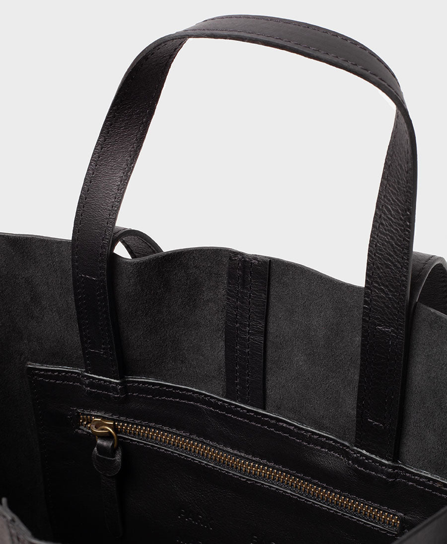 Schultertasche / Tragetasche SMALL Tote Bag aus schwarzem Leder - PARK - clomes