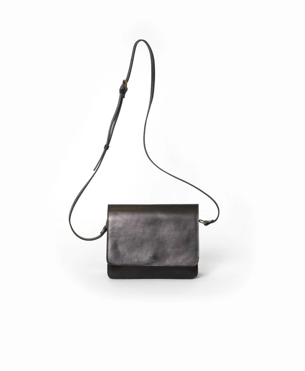 Schwarze Crossbody Bag aus Leder von PARK - Secondhand - PARK - clomes