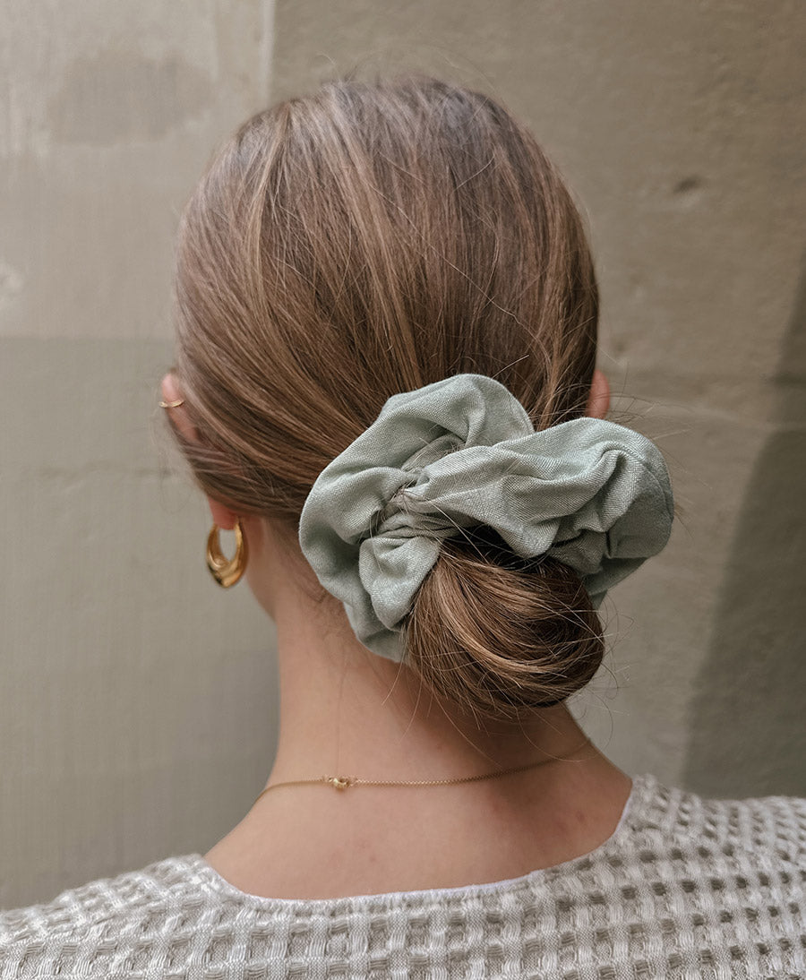 Grosses Scrunchie aus Seide / Lyocell - Salbei