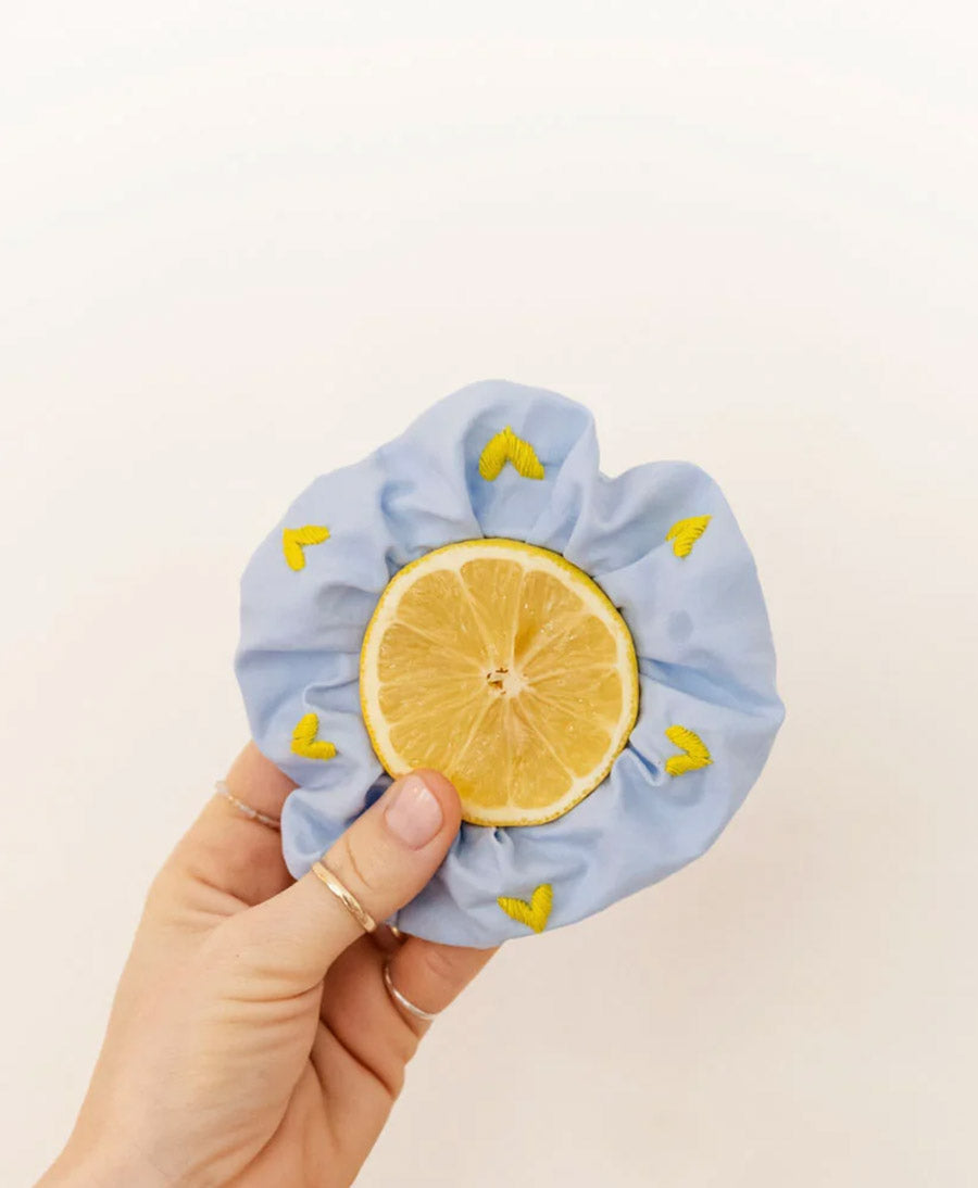 Medina Scrunchie "Hearts" aus Baumwolle - Hellblau