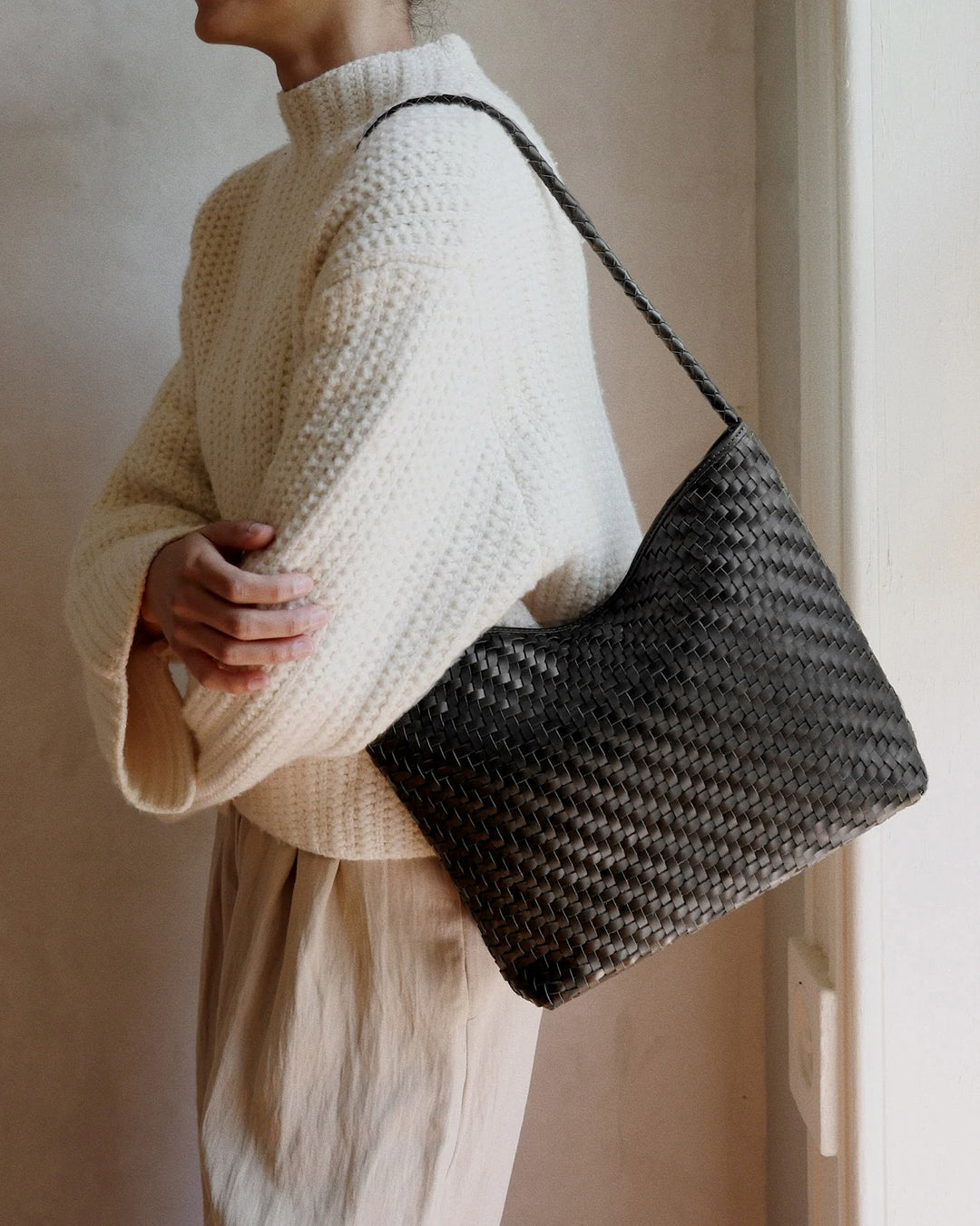 Gewebte Ledertasche "SERENA" - Schwarz
