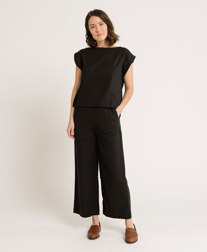 Stoffhose aus Bio - Baumwolle - Schwarz - LAUDE the Label - clomes
