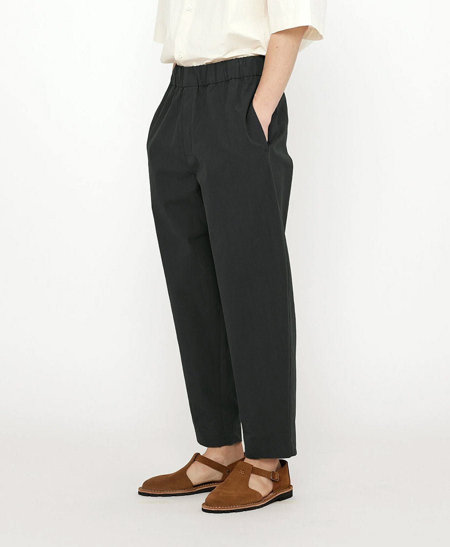 Stoffhose Elastic Pull - Up Trouser - Schwarz - 7115 by Szeki - clomes