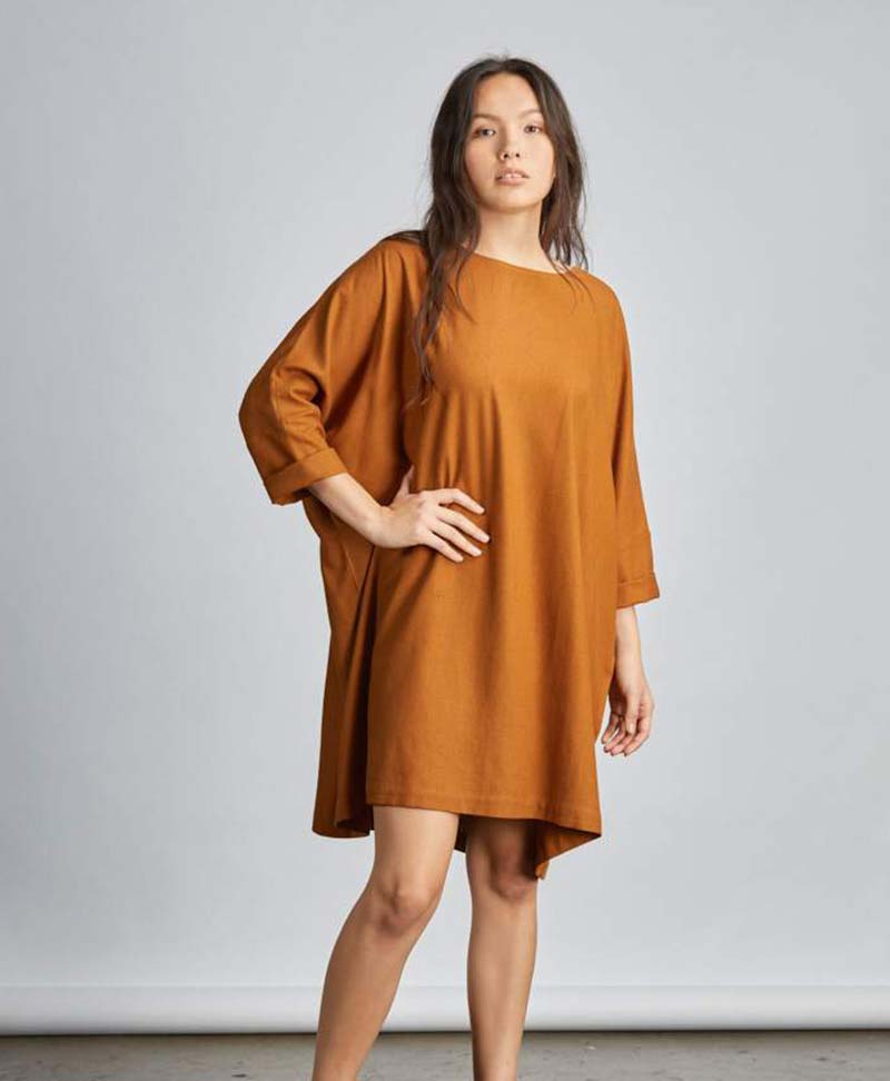 T Dress in Amber - JAMIE + THE JONES - clomes