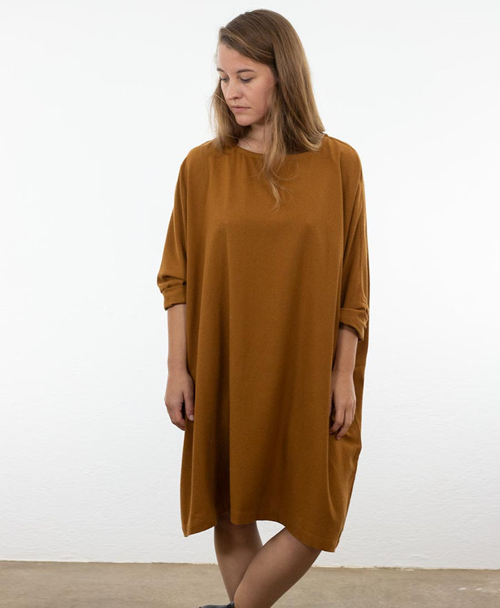 T Dress in Amber - JAMIE + THE JONES - clomes