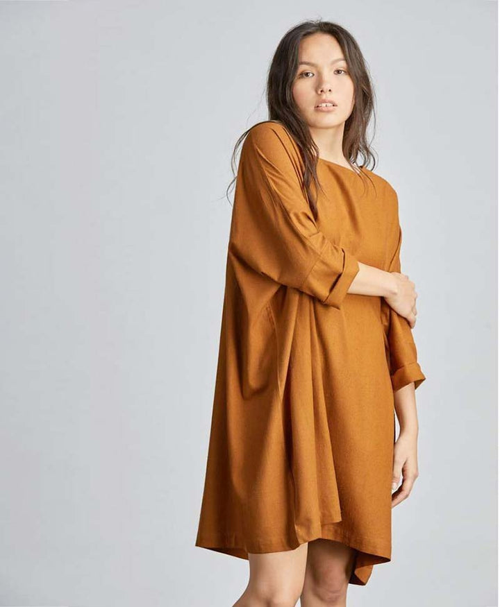 T Dress in Amber - JAMIE + THE JONES - clomes