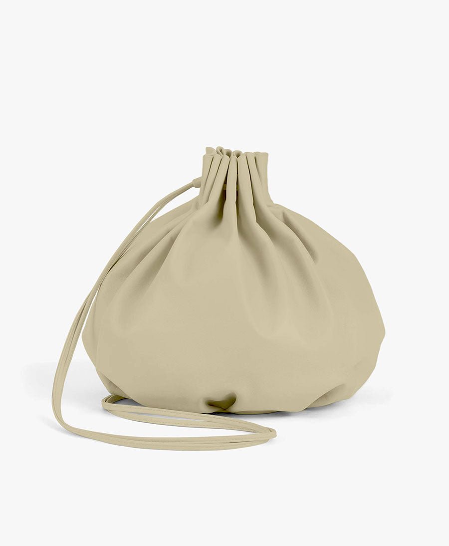 Tasche "Pleated Balloon Bag Crossbody" - Lammleder, pastellgrün - Modern Weaving - clomes